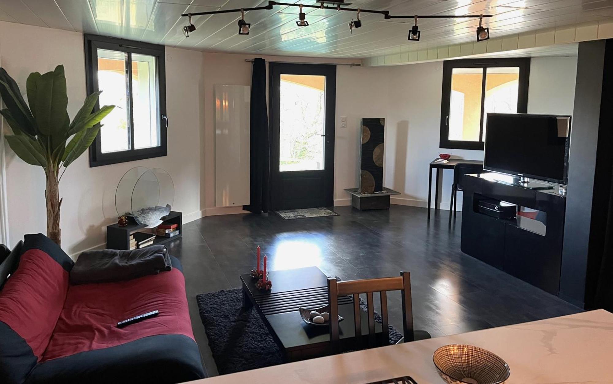 Comme Dans Un Ecrin - T2 De 50 M² Avec Jardin, Terrasse Et Piscine Apartment Vernaison Exterior photo